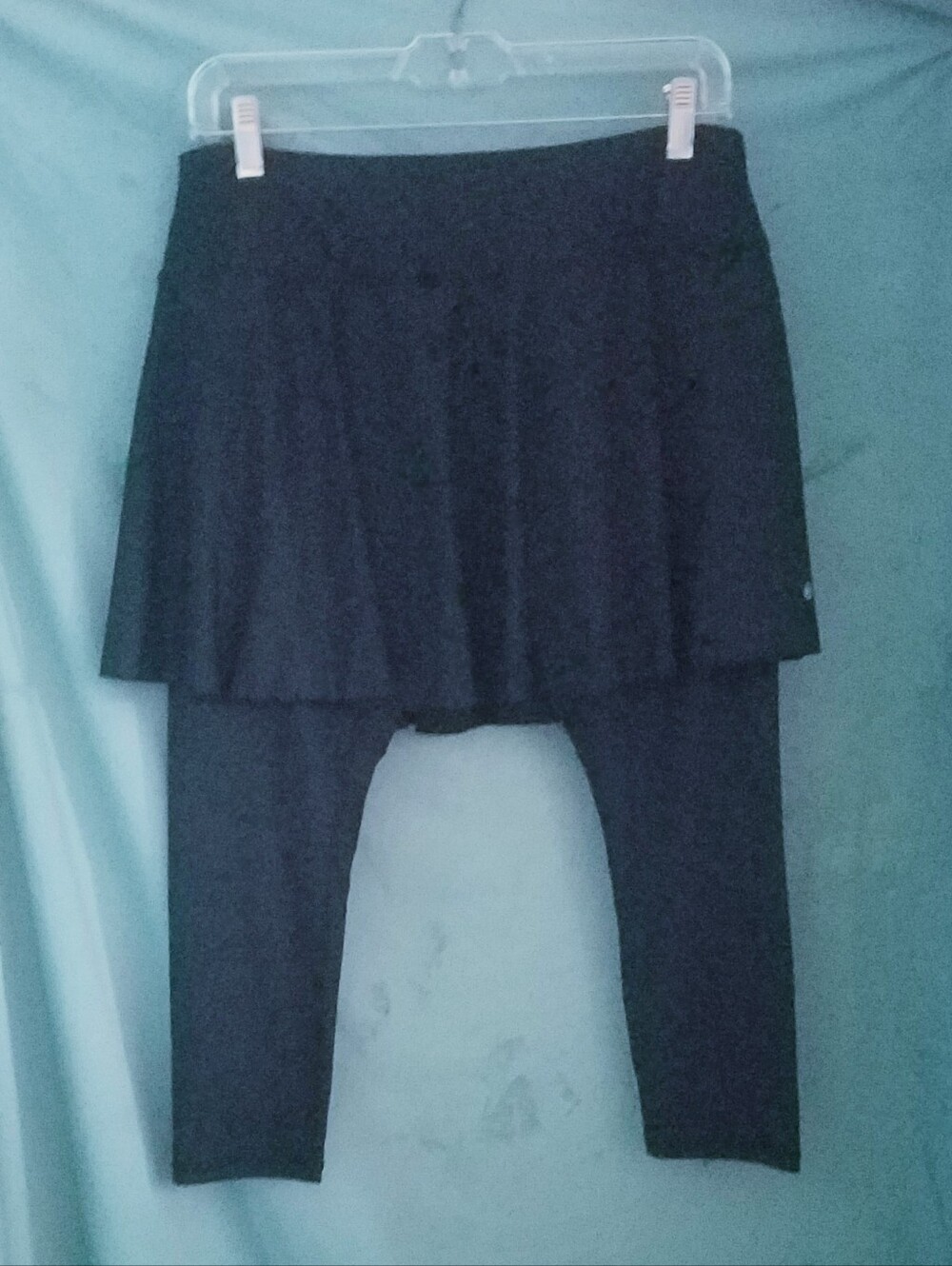 Ladies Black Bubblelime Golf Skirt w Attached Leggings Size Medium New w Tag